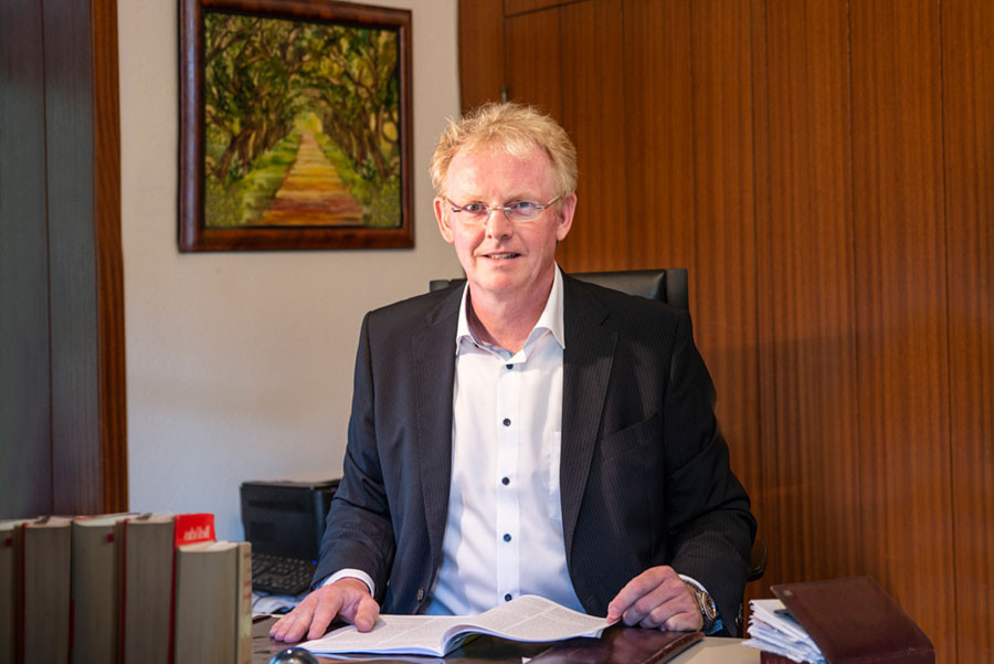 Rechtsanwalt Nils Jurgutat